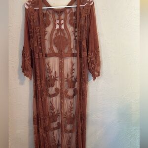 Rust lace duster